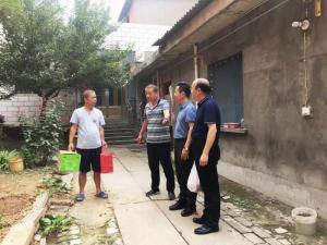 王學斌***總裁帶隊到楊塚社區慰問困難群眾